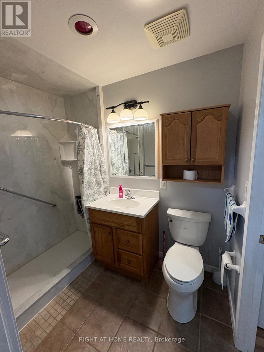 101 - 90 Dean Avenue, Barrie, Ontario  L4N 0M3 - Photo 29 - S12447002