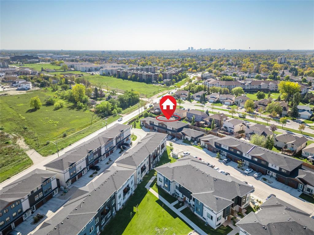 1404 388 Pipeline Road, Winnipeg, Manitoba  R2P 1Y3 - Photo 1 - 202525640