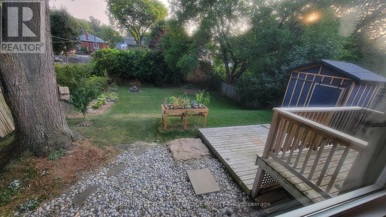 1402 Fisher Avenue, Burlington, Ontario  L7P 2L6 - Photo 30 - W12450602