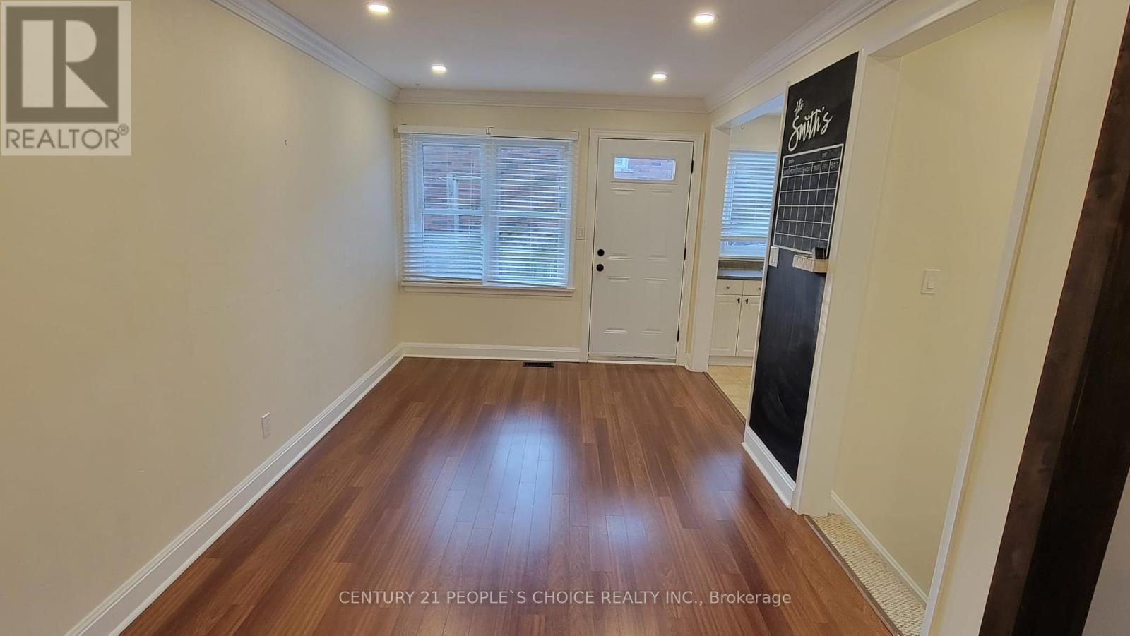 1402 Fisher Avenue, Burlington, Ontario  L7P 2L6 - Photo 13 - W12450602