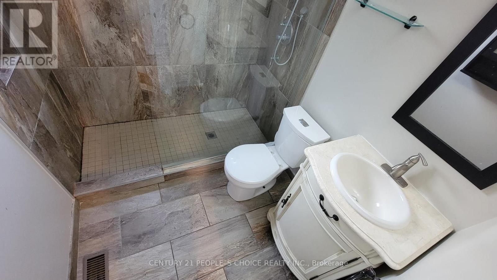 1402 Fisher Avenue, Burlington, Ontario  L7P 2L6 - Photo 19 - W12450602