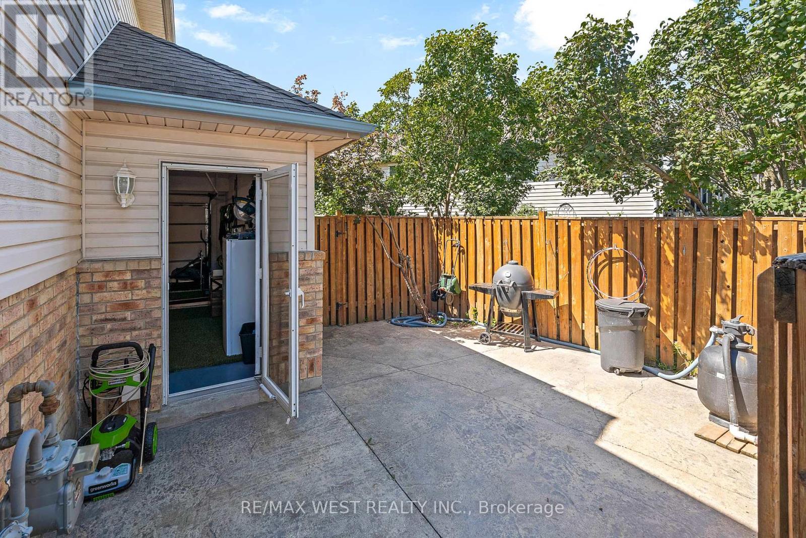 3462 Treeline Court, Windsor, Ontario  N8R 2K3 - Photo 35 - X12445662