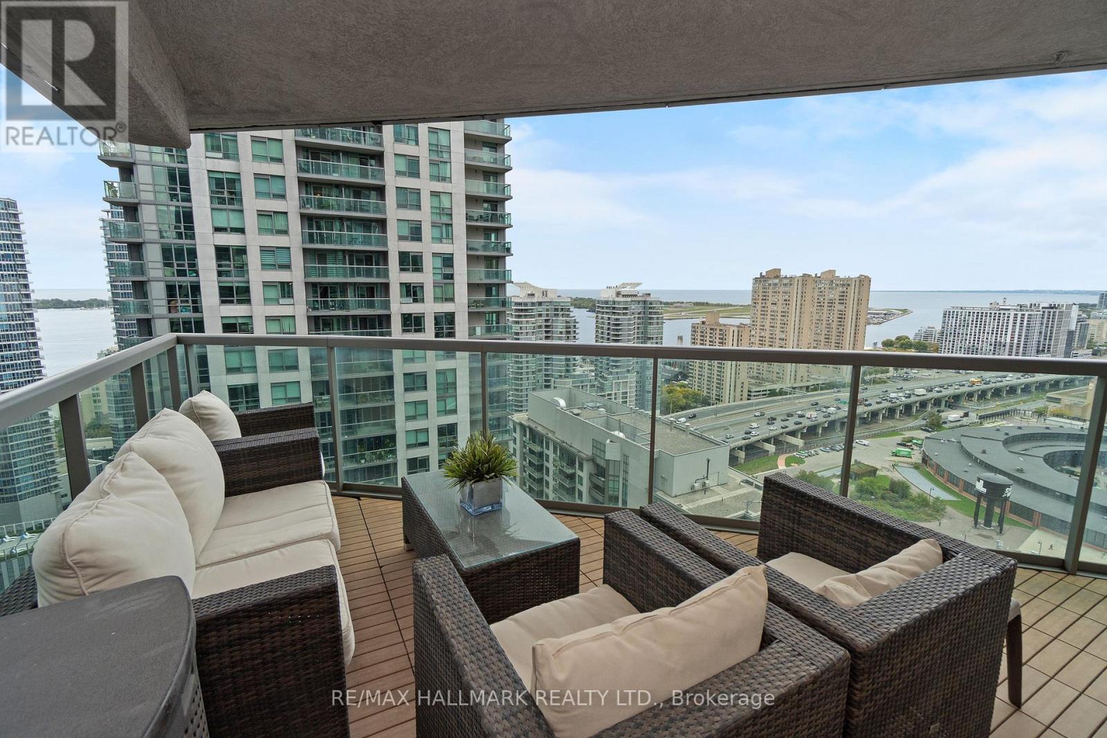 3211 - 30 Grand Trunk Crescent, Toronto, Ontario  M5J 3A4 - Photo 23 - C12413098