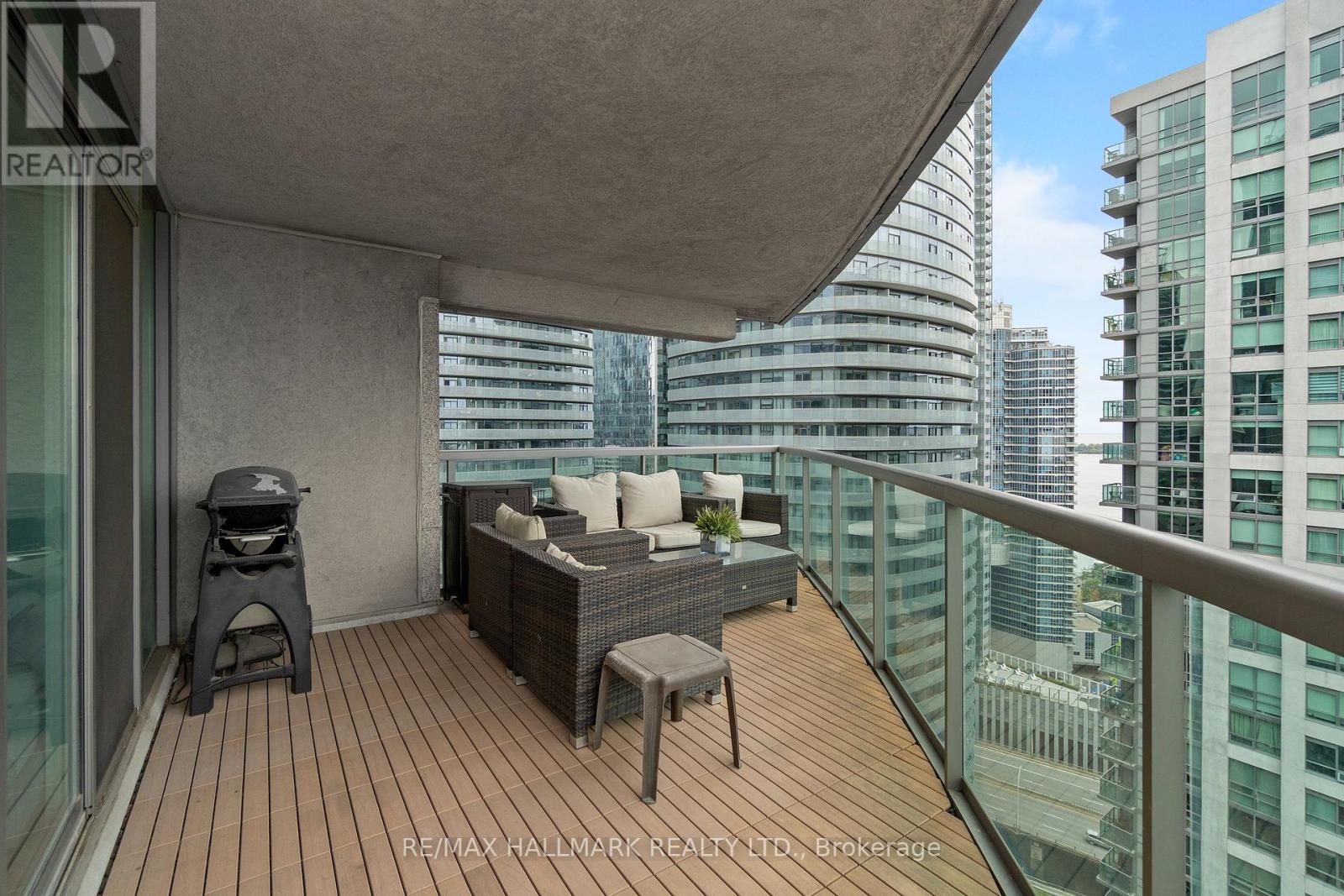 3211 - 30 Grand Trunk Crescent, Toronto, Ontario  M5J 3A4 - Photo 21 - C12413098