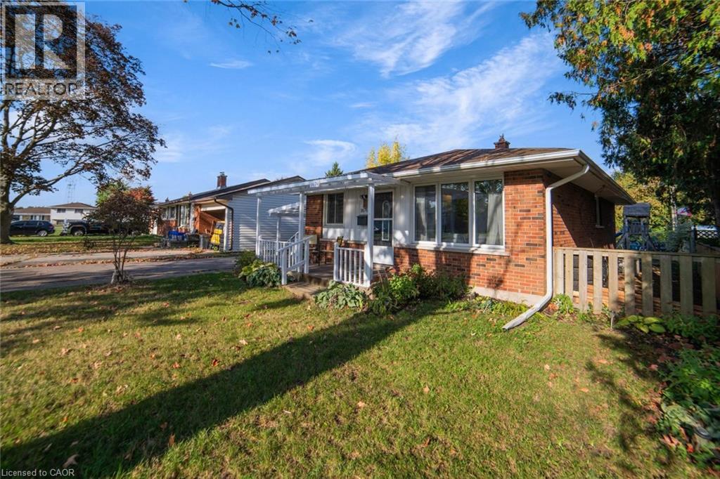 1676 Holley Crescent, Cambridge, Ontario  N3H 2S5 - Photo 2 - 40777399