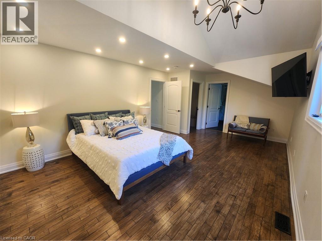 2019 Dundas Street, Burlington, Ontario  L7P 0S8 - Photo 20 - 40777371
