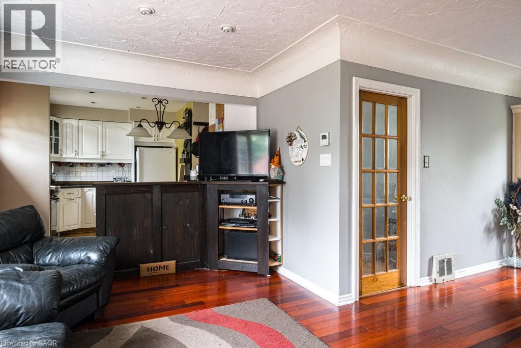 185 East 13th Street, Hamilton, Ontario  L9A 3Z6 - Photo 17 - 40776340