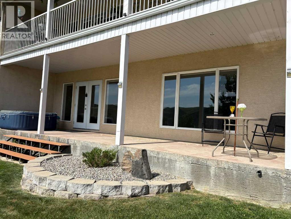 B, 410 Canyon Boulevard W, Lethbridge, Alberta  T1K 6V2 - Photo 23 - A2252086