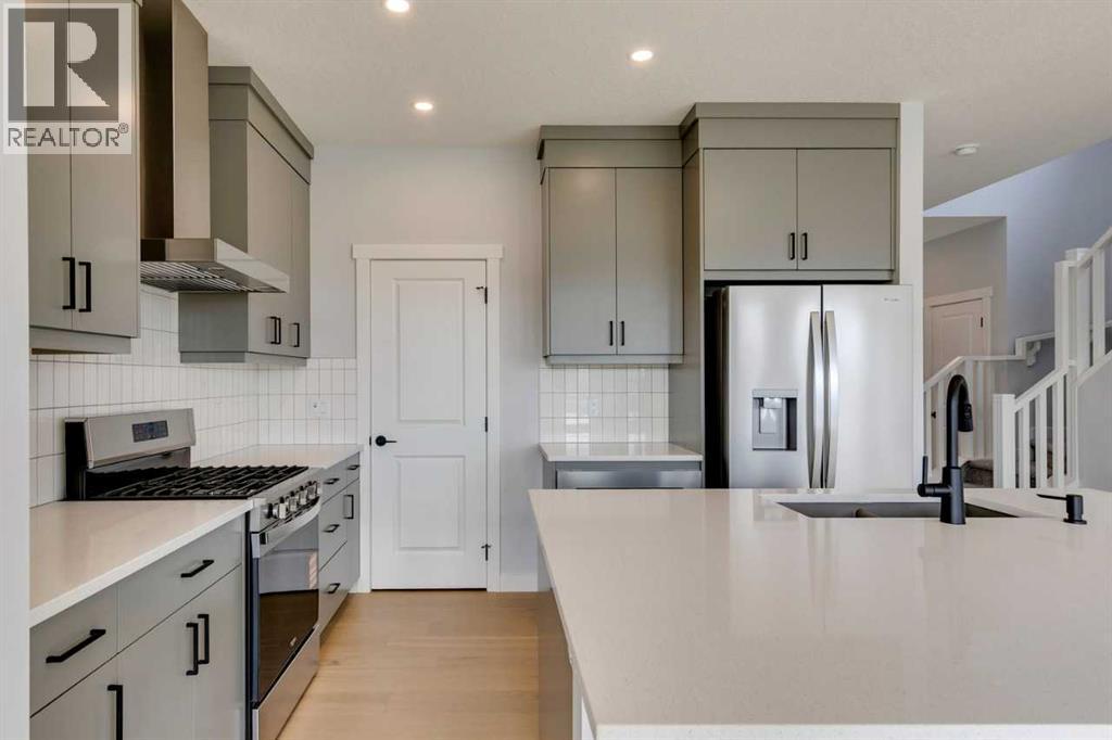 31 Creekstone Green Sw, Calgary, Alberta  T0L 0X0 - Photo 17 - A2242618