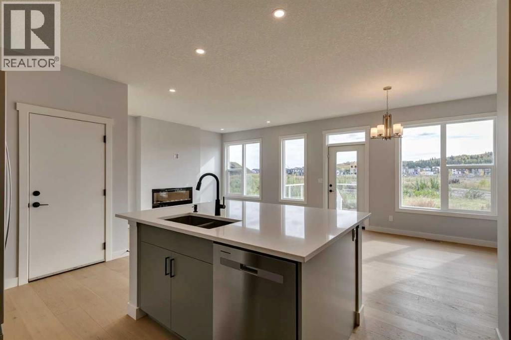 31 Creekstone Green Sw, Calgary, Alberta  T0L 0X0 - Photo 18 - A2242618
