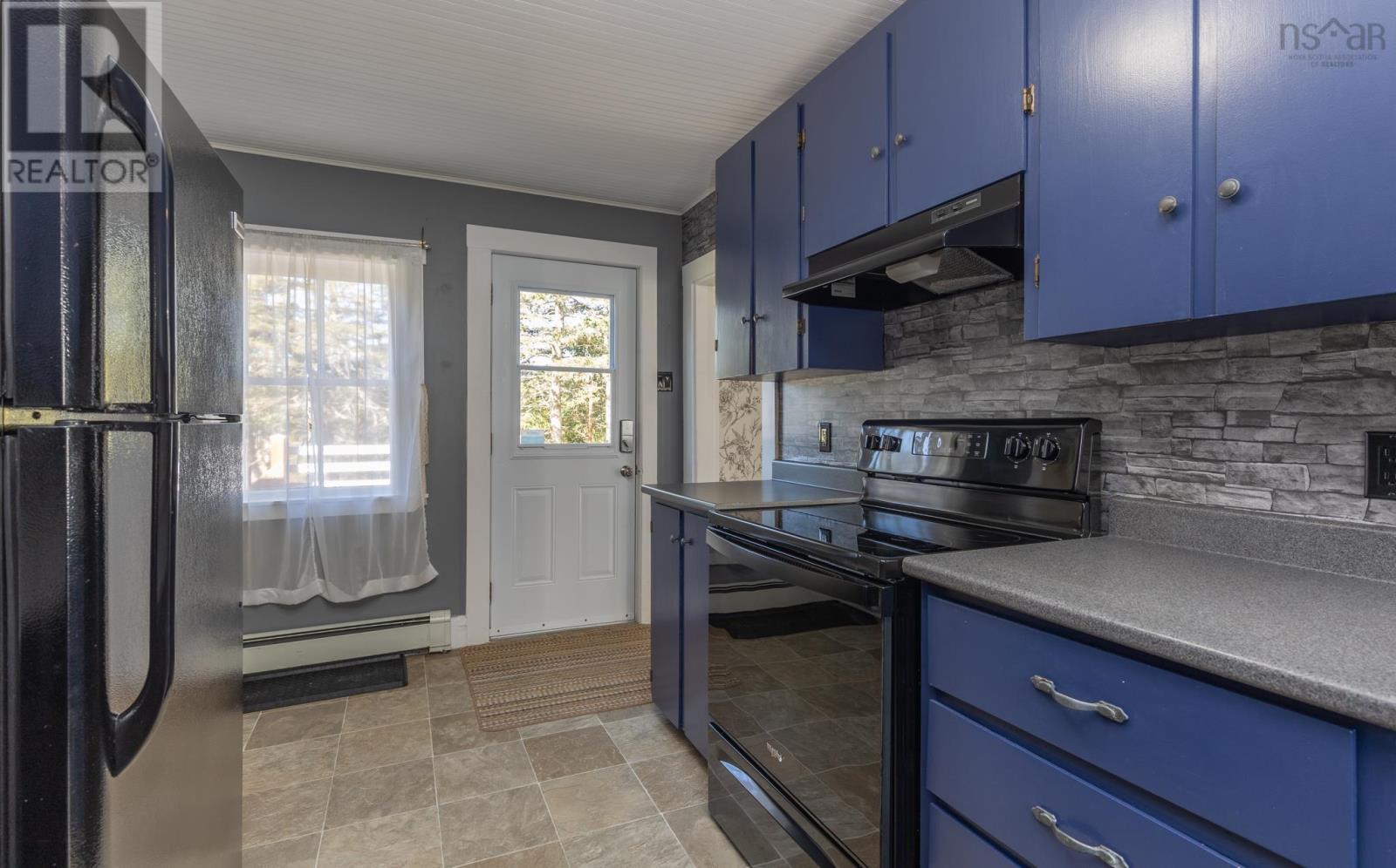 47 Lakeside Road, Hebron, Nova Scotia  B5A 5K4 - Photo 6 - 202525421