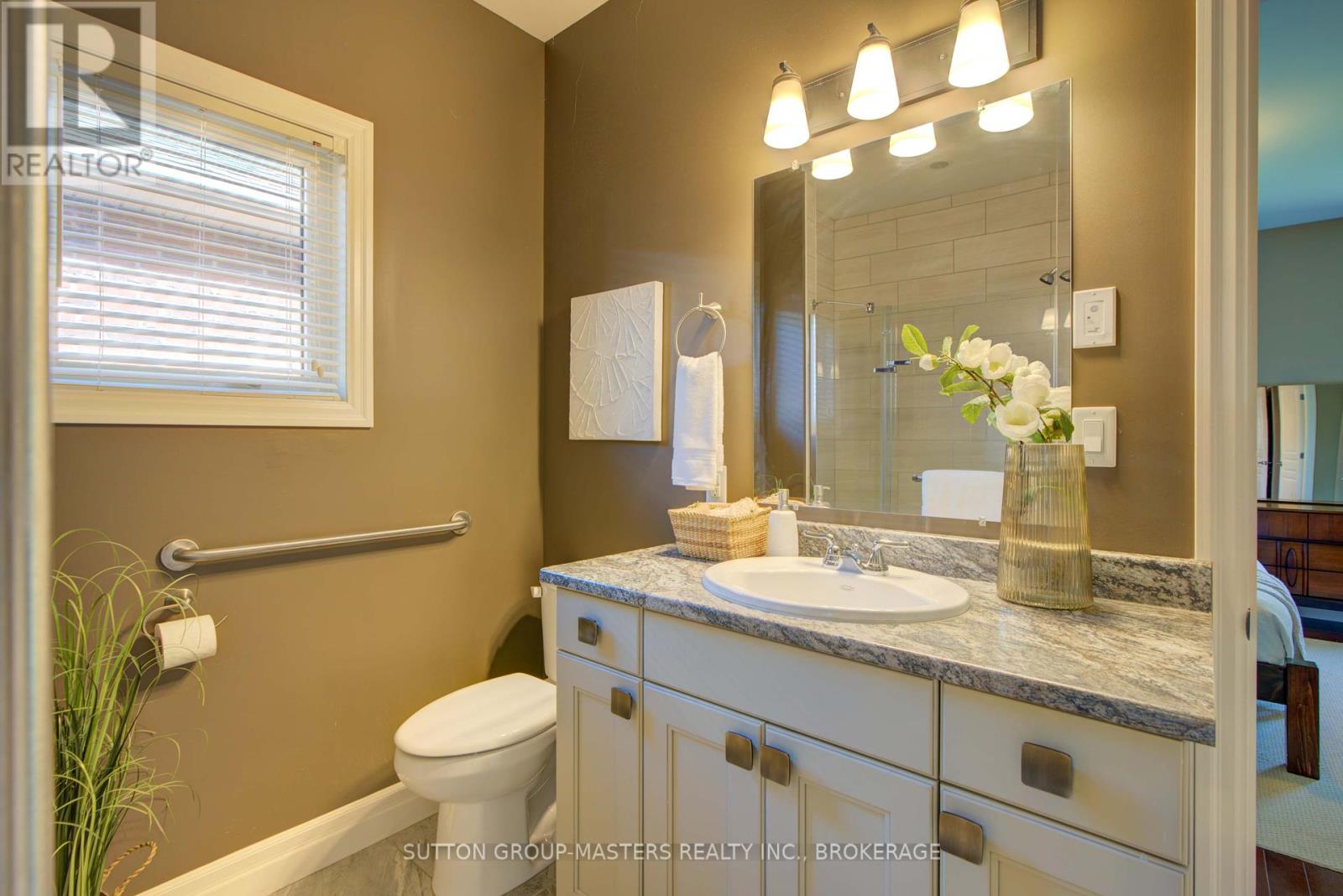 61 Hartwood Crescent, Greater Napanee, Ontario  K7R 0A8 - Photo 26 - X12451946