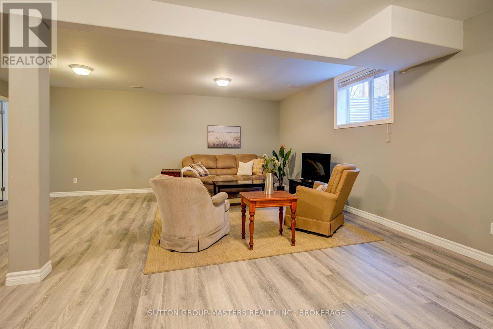 61 Hartwood Crescent, Greater Napanee, Ontario  K7R 0A8 - Photo 41 - X12451946