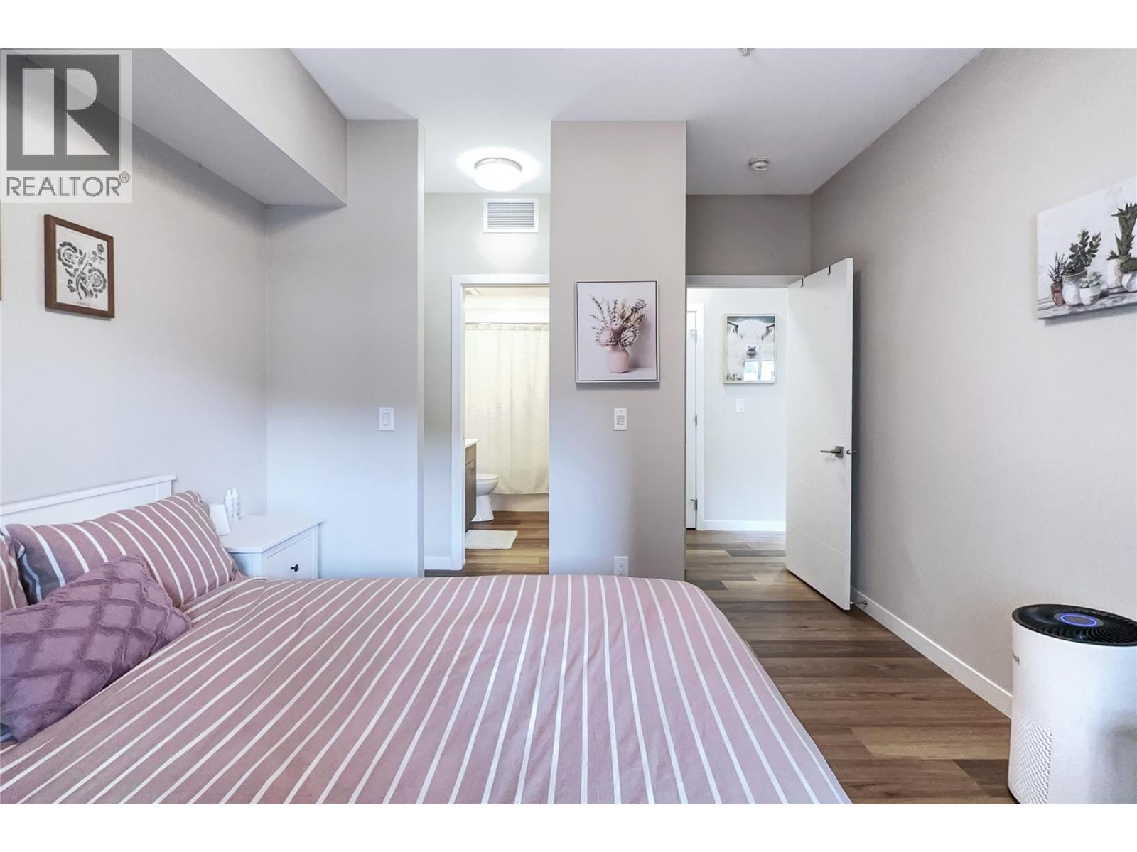 722 Valley Road Unit# 219, Kelowna, British Columbia  V1V 0E2 - Photo 4 - 10349399