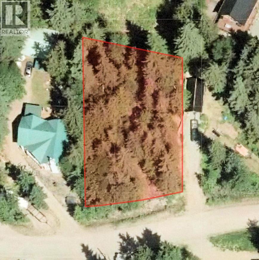 7259 Estate Close, Anglemont, British Columbia