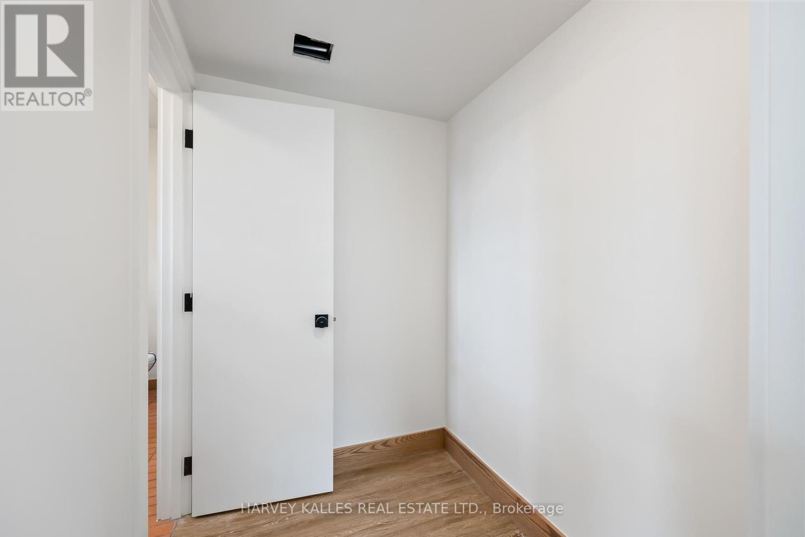 2 - 663 Greenwood Avenue, Toronto, Ontario  M4J 4B3 - Photo 20 - E12449147