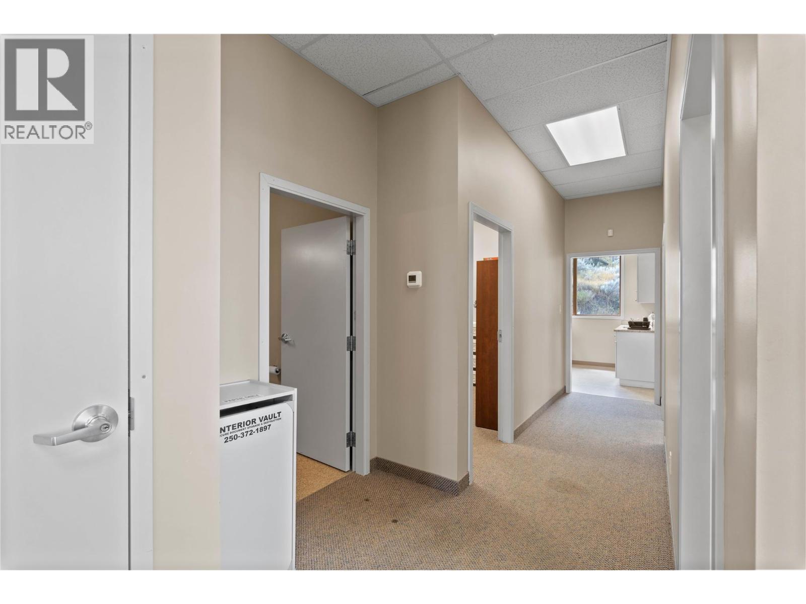 970 Mcmaster Way Unit# 106, Kamloops, British Columbia  V2H 1T7 - Photo 8 - 10365305