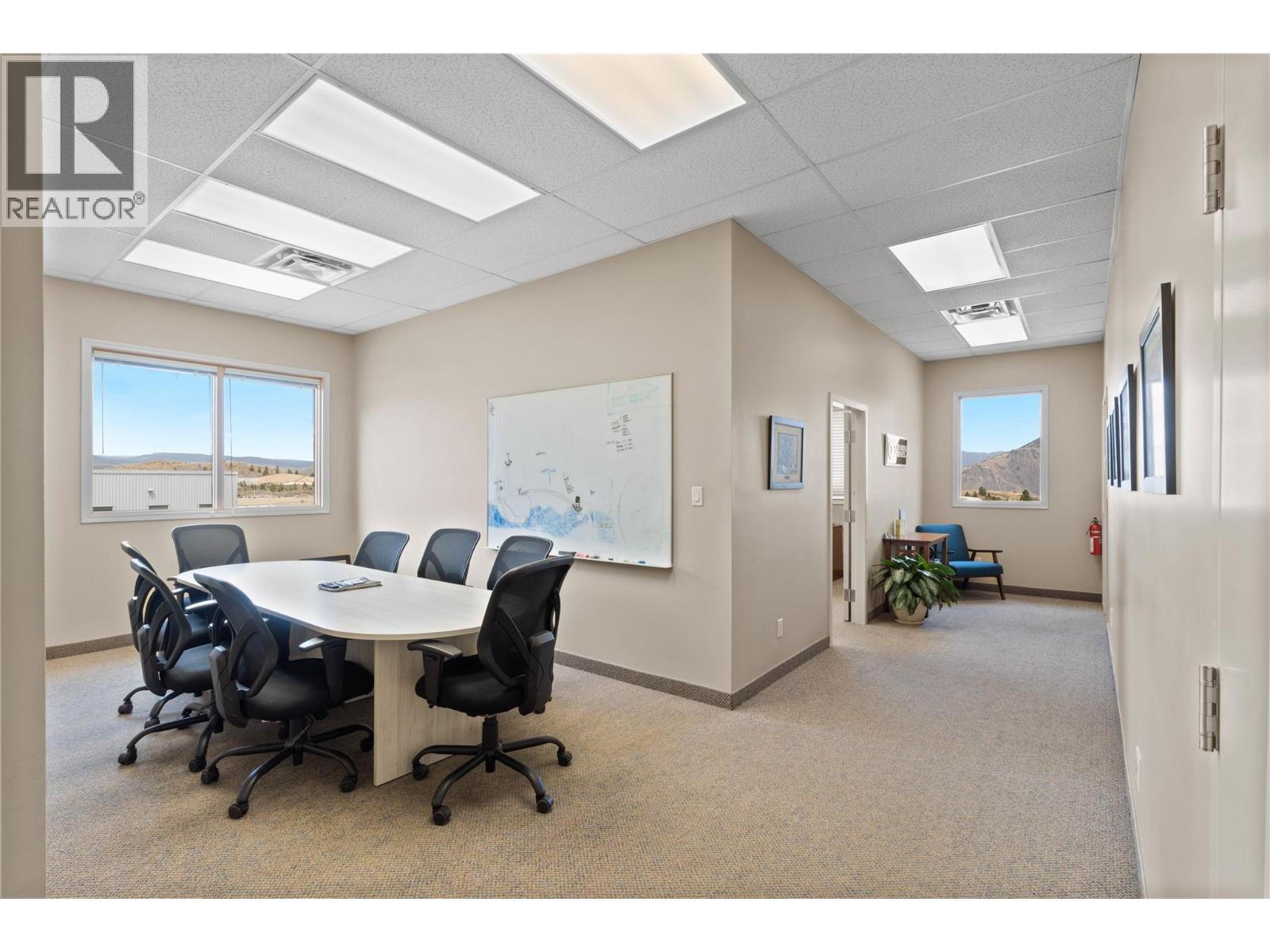 970 Mcmaster Way Unit# 106, Kamloops, British Columbia  V2H 1T7 - Photo 4 - 10365305