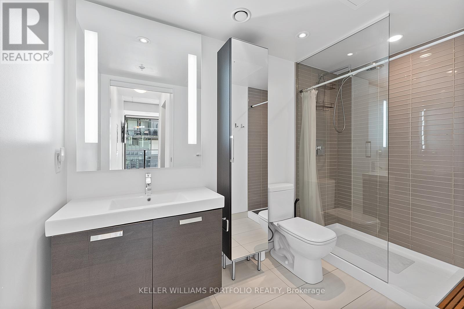 303 - 38 Stewart Street, Toronto, Ontario  M5V 0H1 - Photo 19 - C12451709