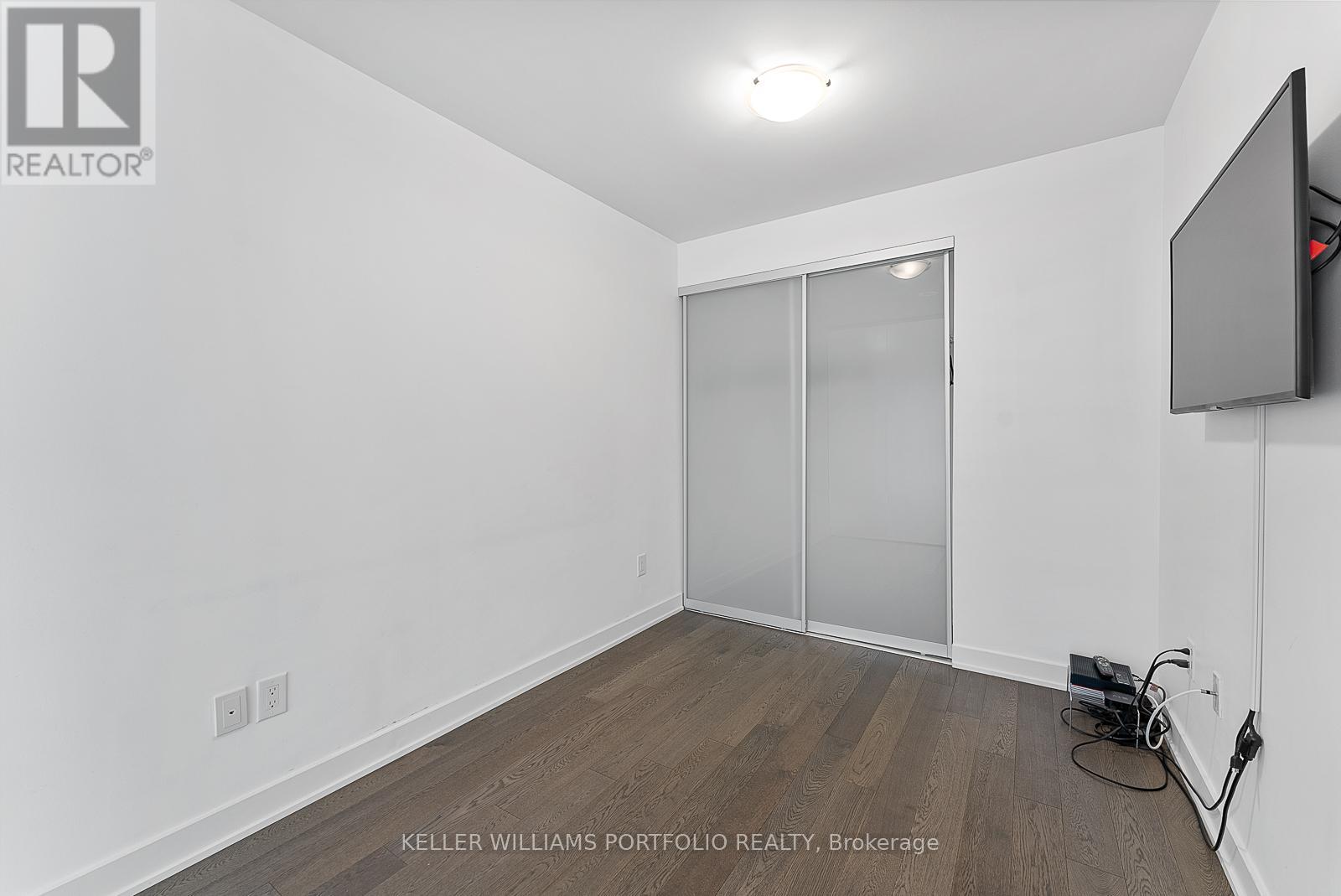 303 - 38 Stewart Street, Toronto, Ontario  M5V 0H1 - Photo 21 - C12451709