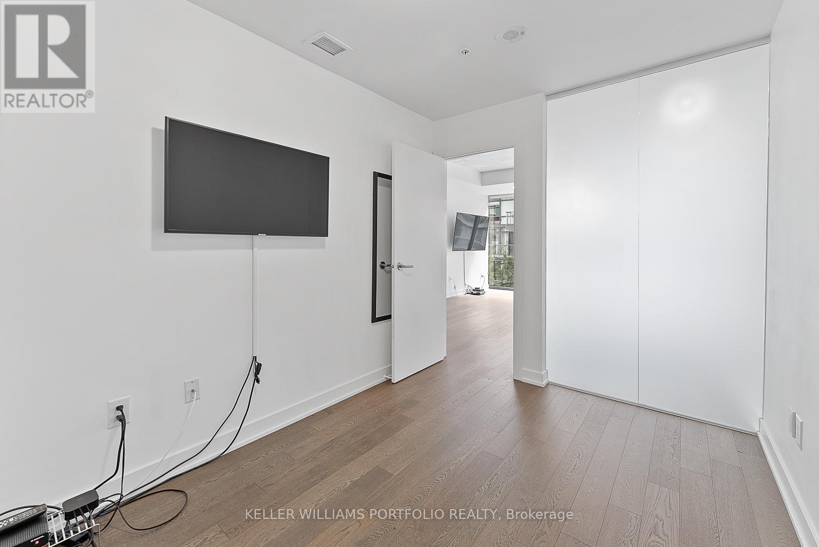303 - 38 Stewart Street, Toronto, Ontario  M5V 0H1 - Photo 23 - C12451709