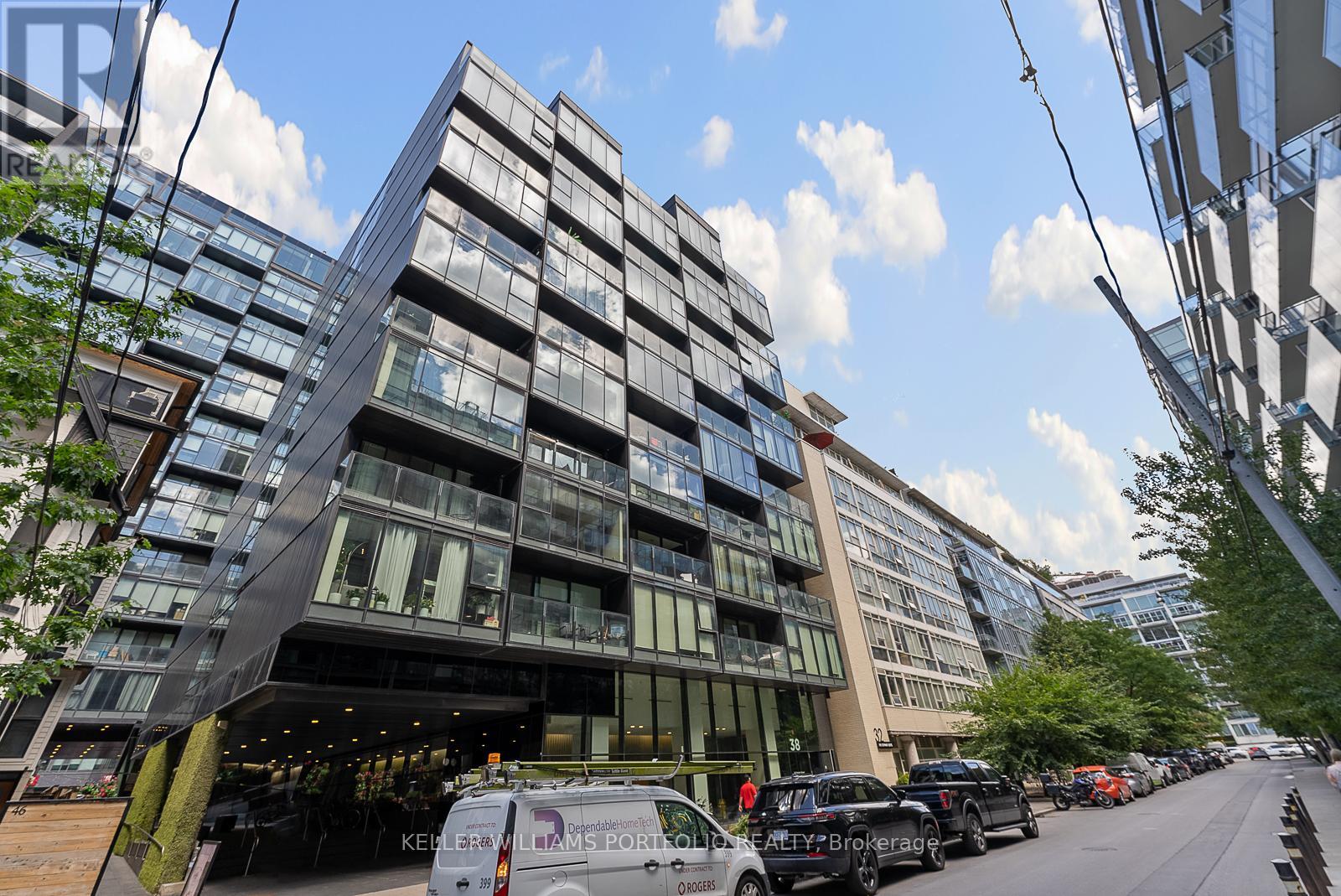 303 - 38 Stewart Street, Toronto, Ontario  M5V 0H1 - Photo 3 - C12451709