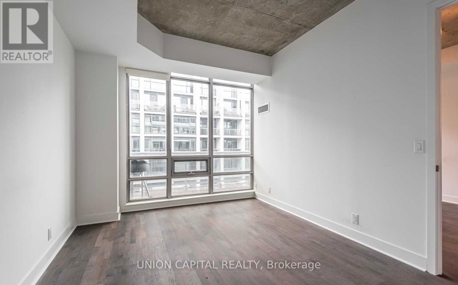 816 - 399 Adelaide Street W, Toronto, Ontario  M5V 1S1 - Photo 9 - C12451721
