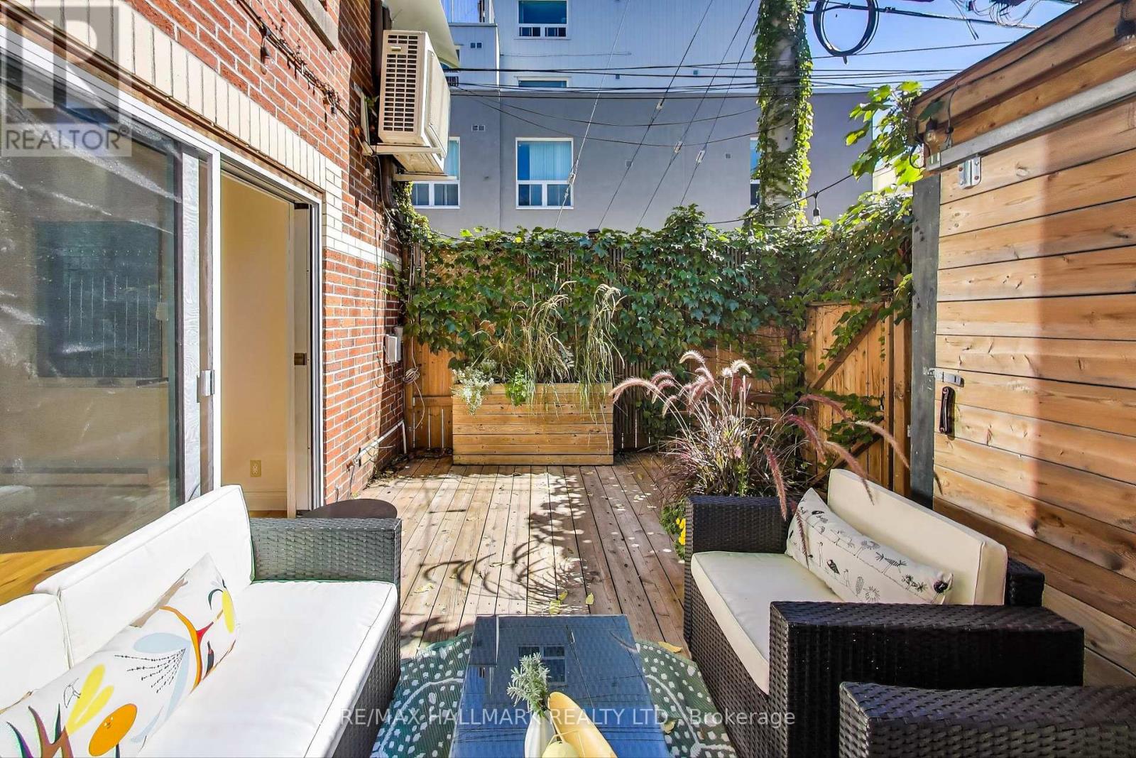 88 Poulett Street, Toronto, Ontario  M5A 1Z5 - Photo 19 - C12451728