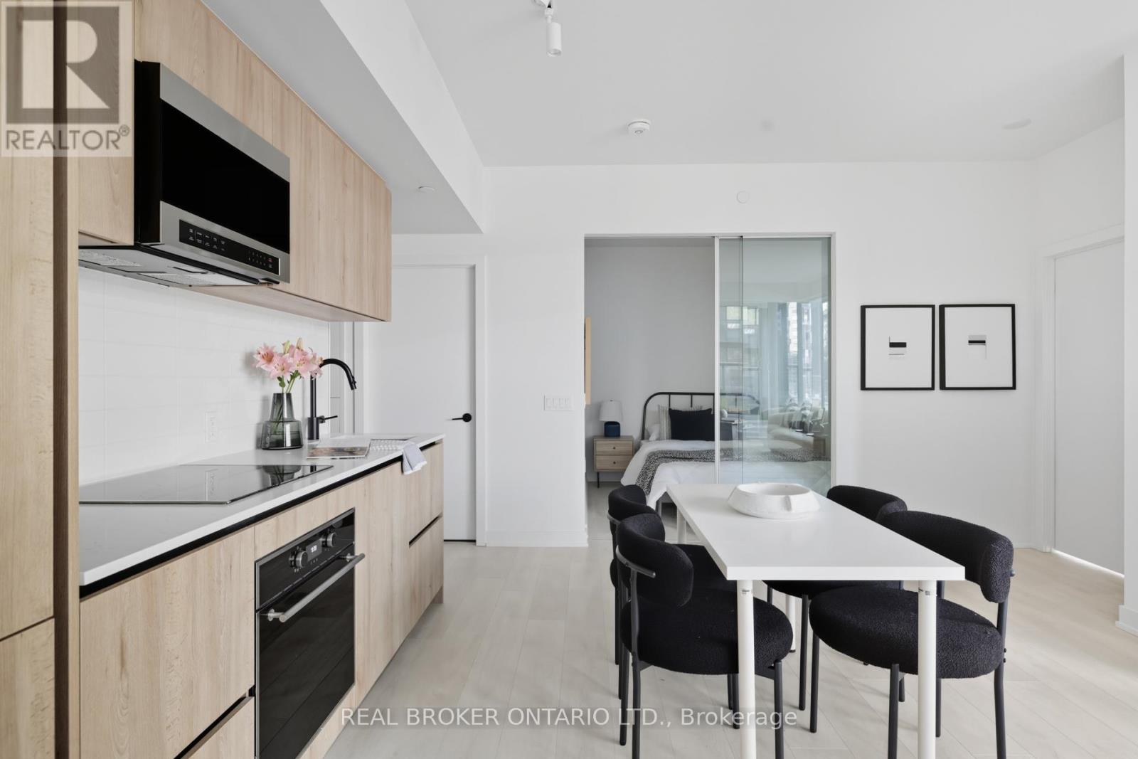 207 - 127 Broadway Avenue, Toronto, Ontario  M4P 1V4 - Photo 4 - C12451730