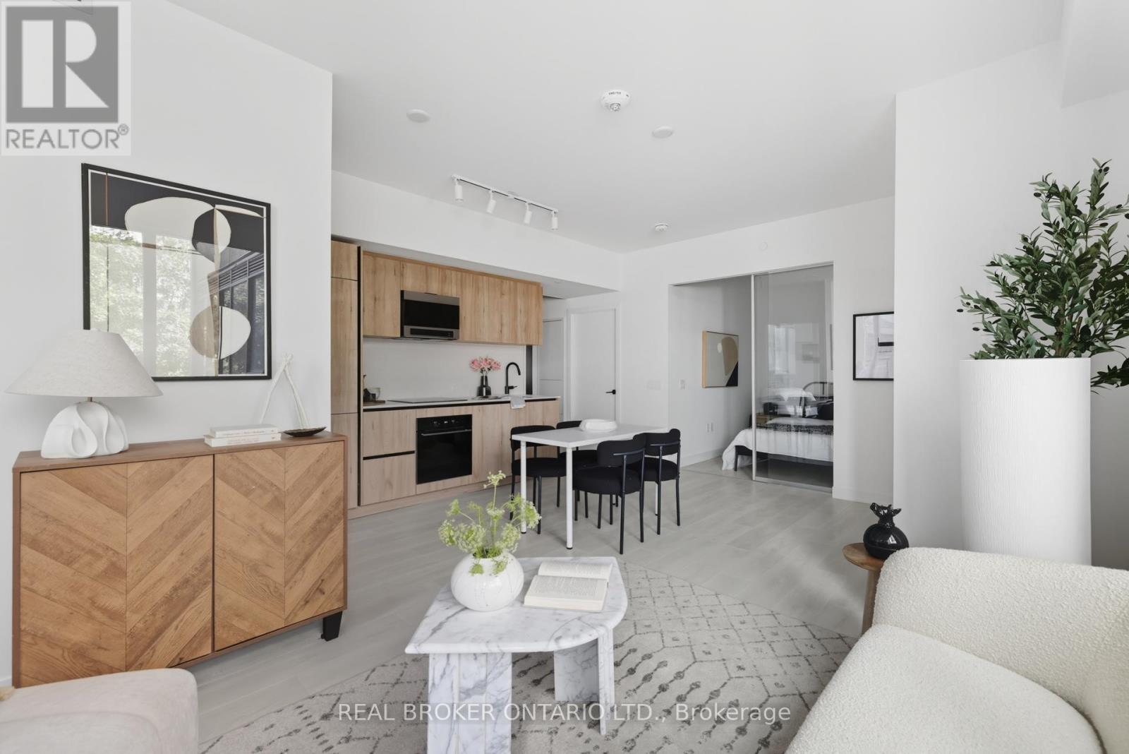 207 - 127 Broadway Avenue, Toronto, Ontario  M4P 1V4 - Photo 7 - C12451730