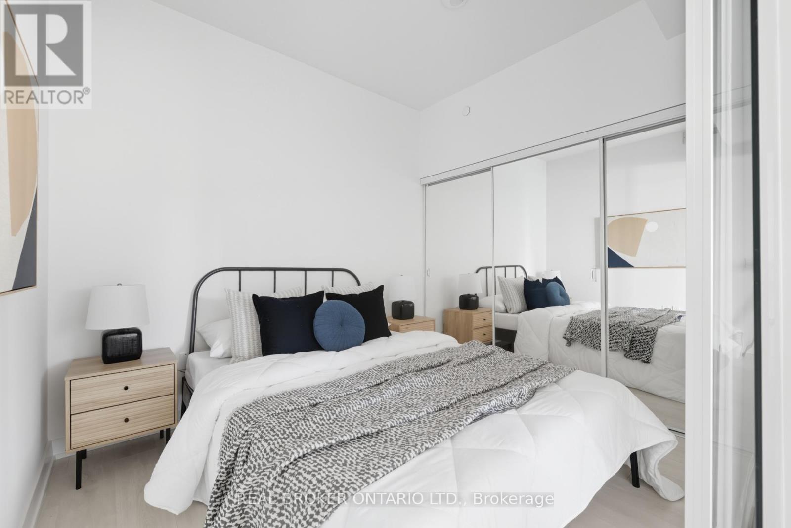 207 - 127 Broadway Avenue, Toronto, Ontario  M4P 1V4 - Photo 8 - C12451730