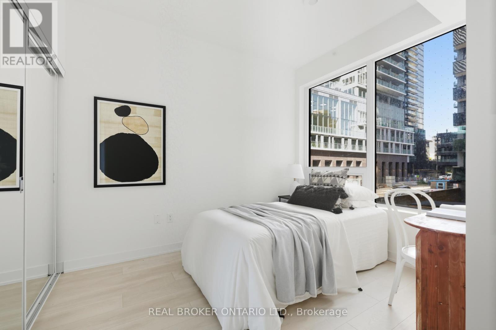 207 - 127 Broadway Avenue, Toronto, Ontario  M4P 1V4 - Photo 9 - C12451730