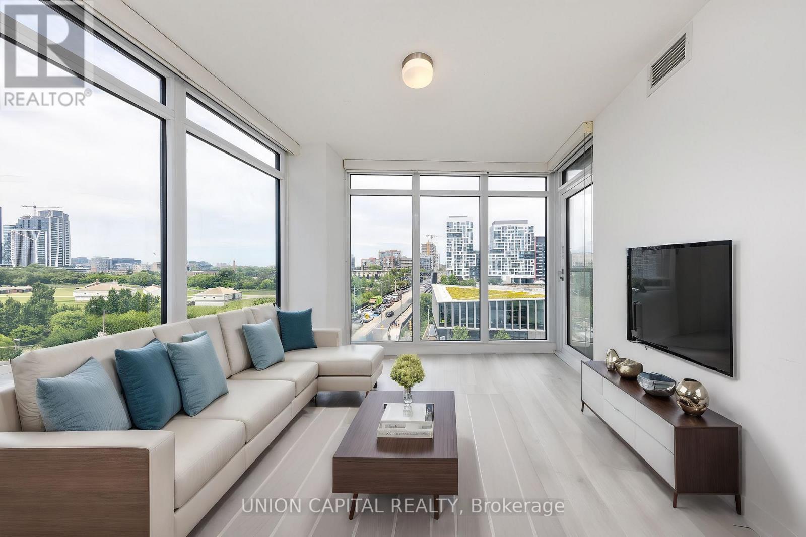 603 - 80 Queens Wharf Road, Toronto, Ontario  M5V 0J3 - Photo 10 - C12451731