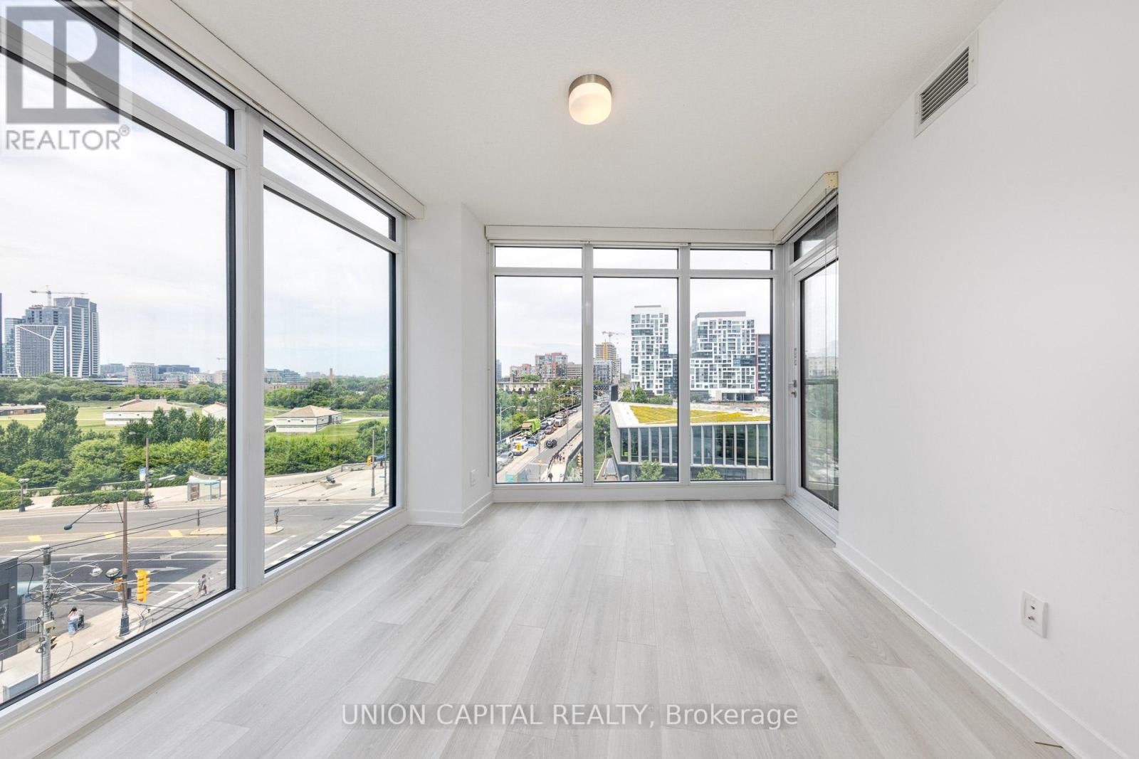 603 - 80 Queens Wharf Road, Toronto, Ontario  M5V 0J3 - Photo 11 - C12451731