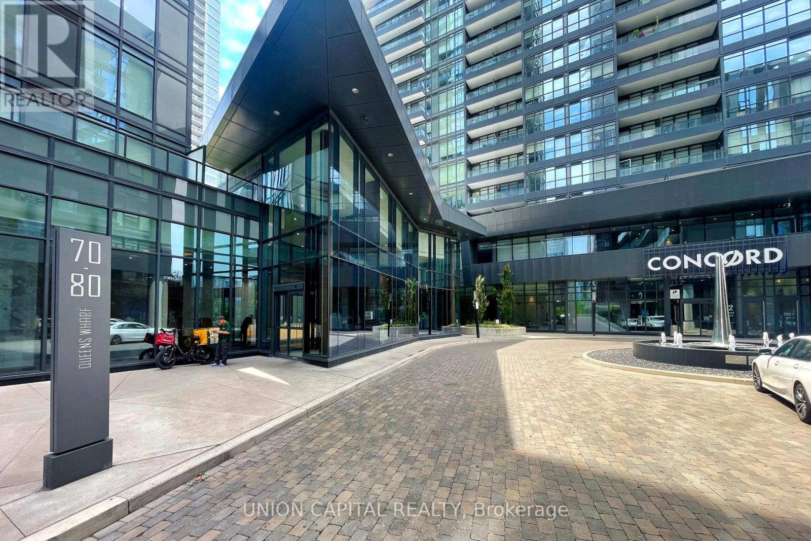 603 - 80 Queens Wharf Road, Toronto, Ontario  M5V 0J3 - Photo 2 - C12451731