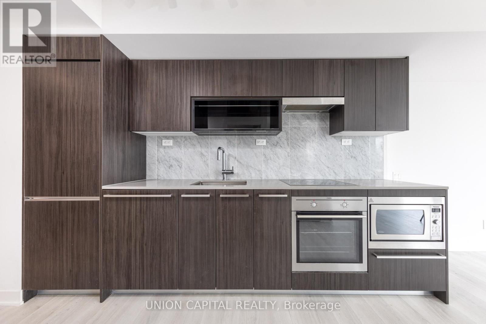 603 - 80 Queens Wharf Road, Toronto, Ontario  M5V 0J3 - Photo 6 - C12451731