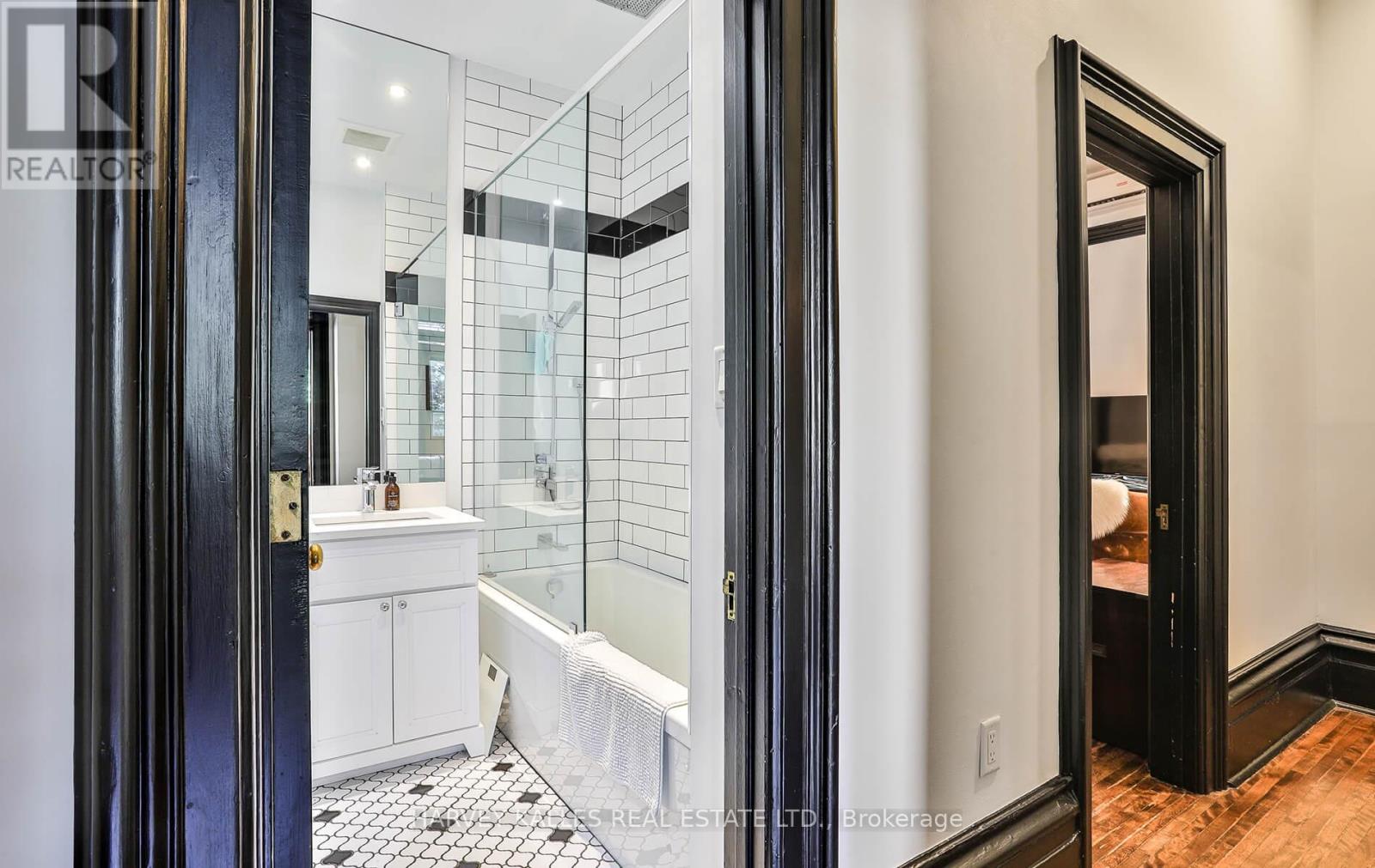 1 - 37 Metcalfe Street, Toronto, Ontario  M4X 1R7 - Photo 23 - C12451753