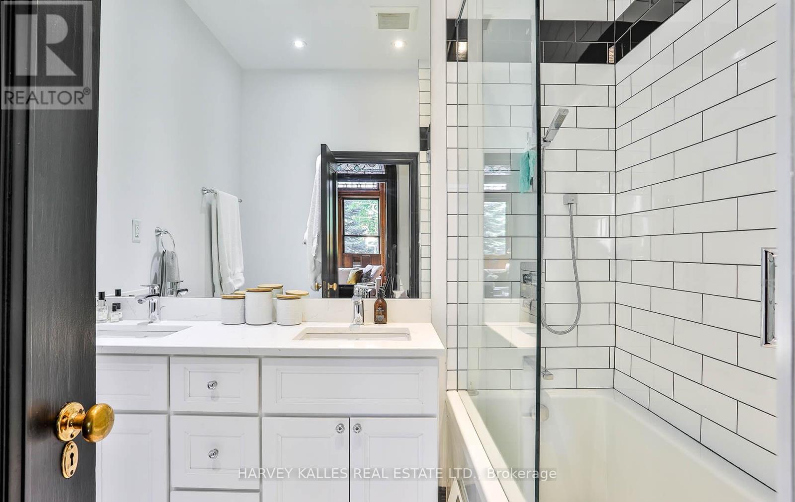 1 - 37 Metcalfe Street, Toronto, Ontario  M4X 1R7 - Photo 24 - C12451753