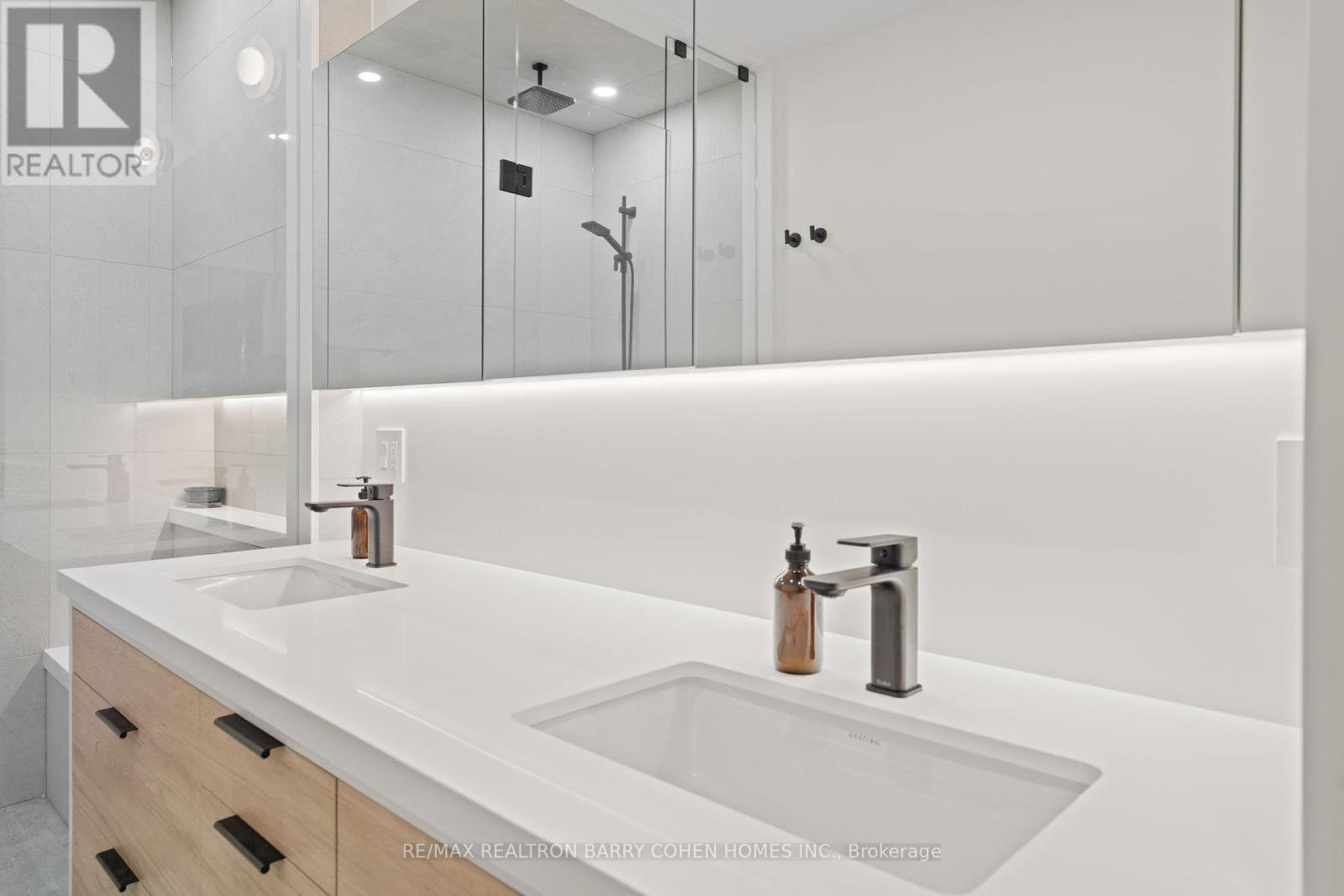 201 - 336 Davenport Road, Toronto, Ontario  M5R 1K6 - Photo 27 - C12451784