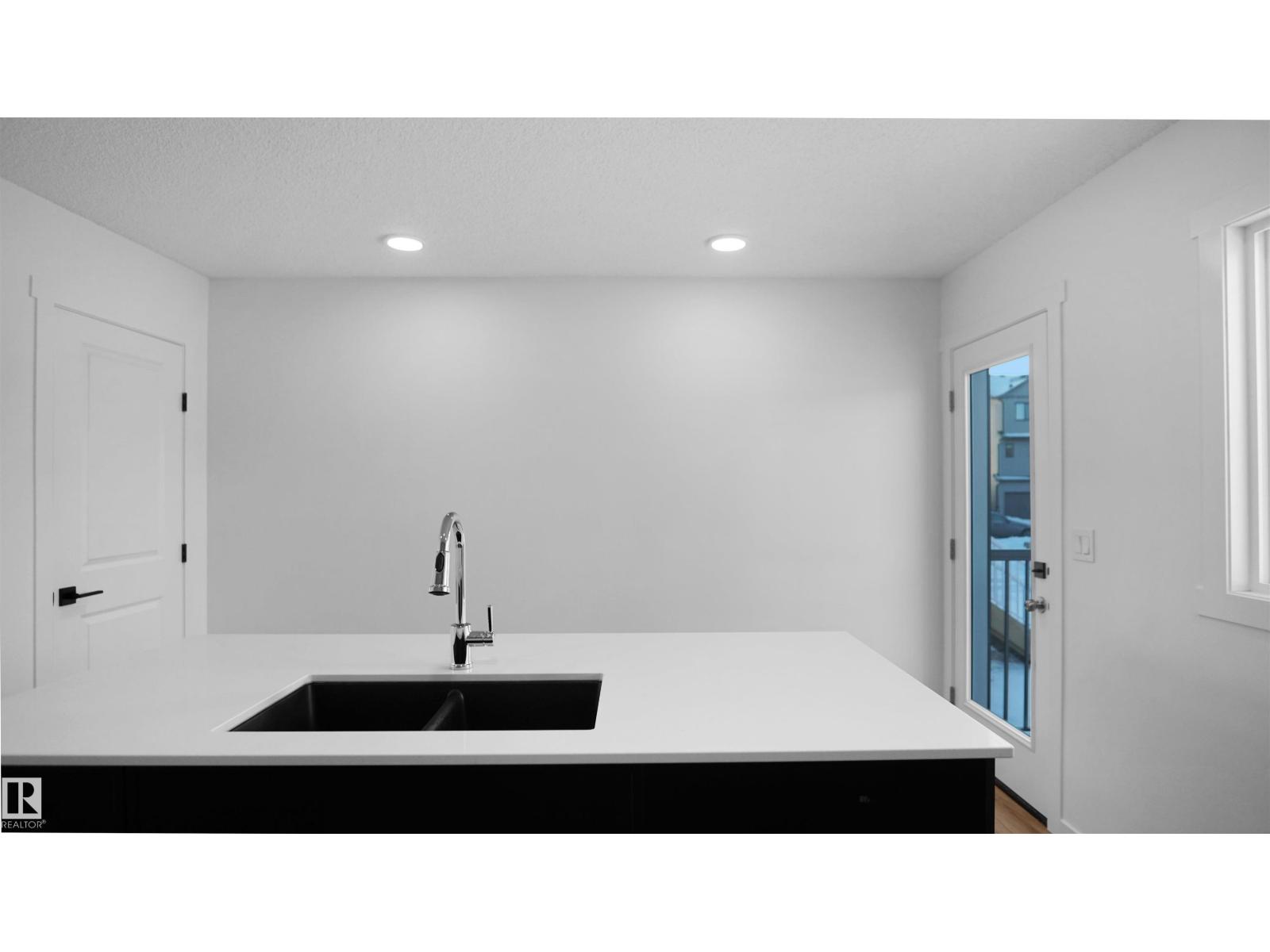 #32 1009 Cy Becker Rd Nw, Edmonton, Alberta  T5Y 4B7 - Photo 9 - E4461305
