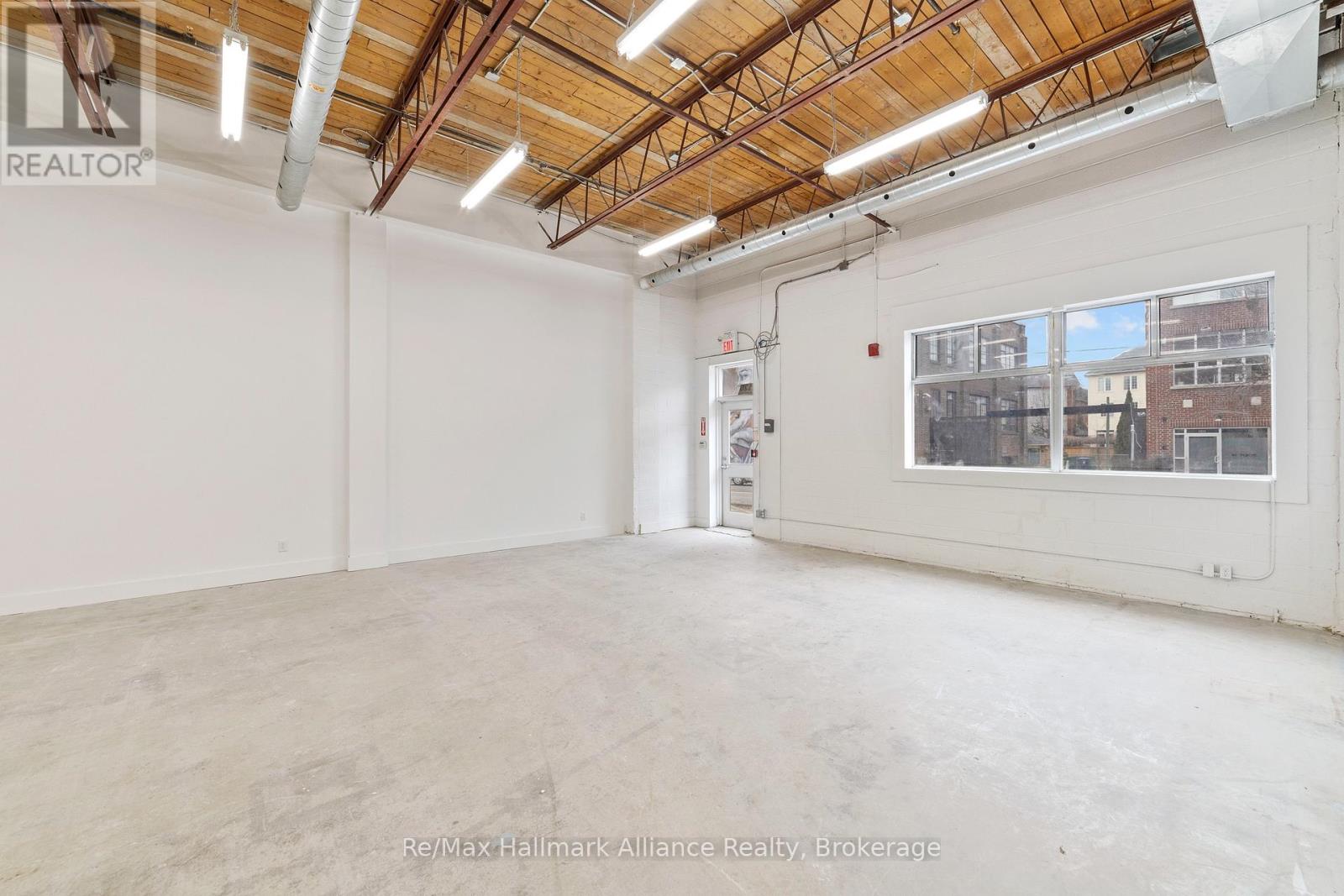 1120 Dundas Street E, Toronto, Ontario  M4M 2P2 - Photo 3 - E12451883
