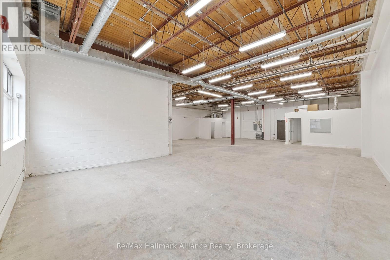 1120 Dundas Street E, Toronto, Ontario  M4M 2P2 - Photo 4 - E12451883