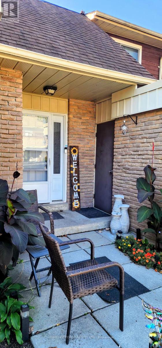 61 - 341 Military Trail, Toronto, Ontario  M1E 4E4 - Photo 2 - E12451733