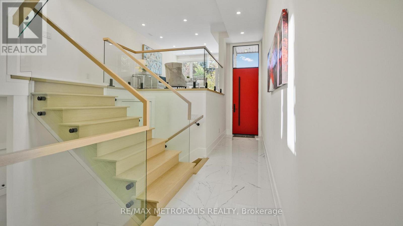 39 Kenworthy Avenue, Toronto, Ontario  M1L 3B1 - Photo 17 - E12451737