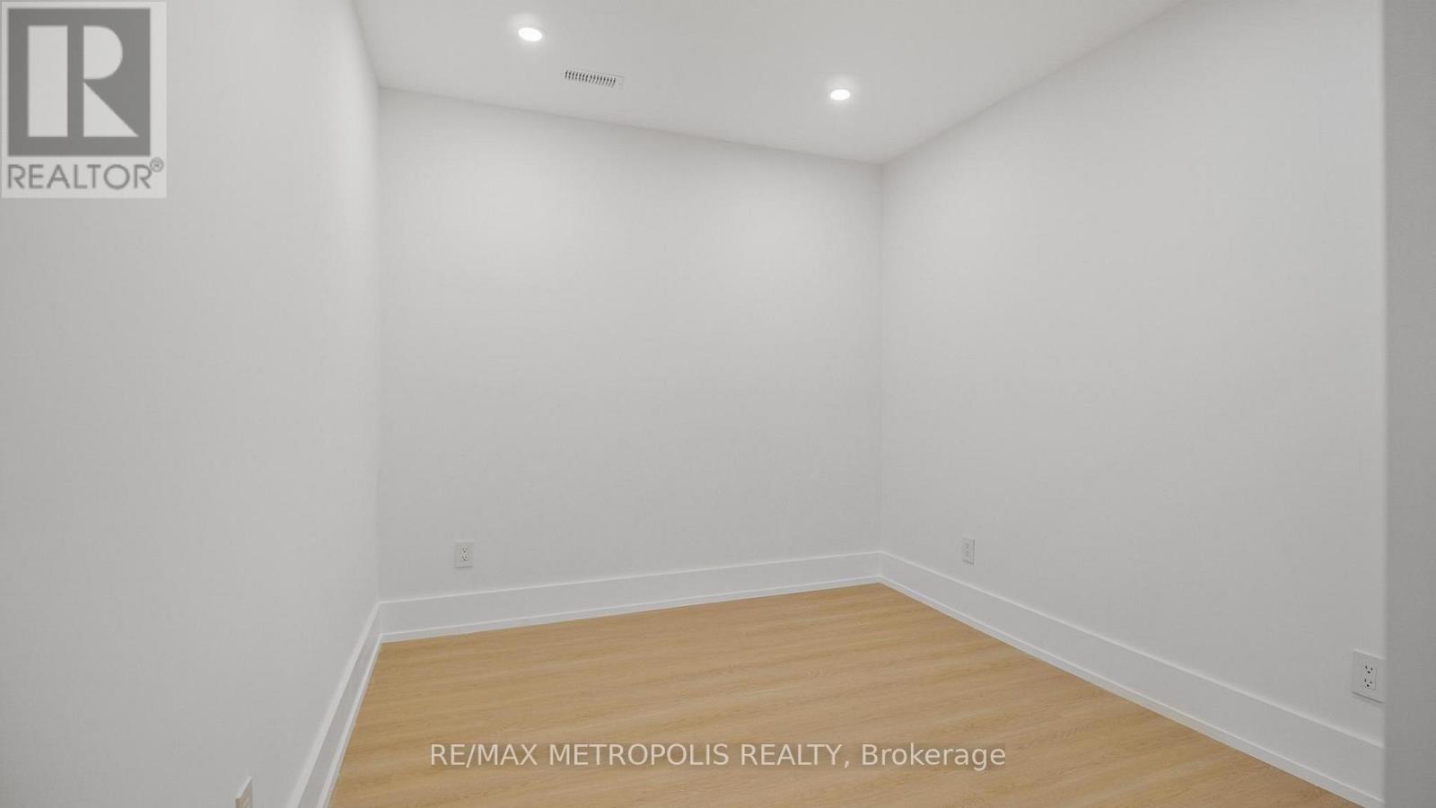 39 Kenworthy Avenue, Toronto, Ontario  M1L 3B1 - Photo 44 - E12451737
