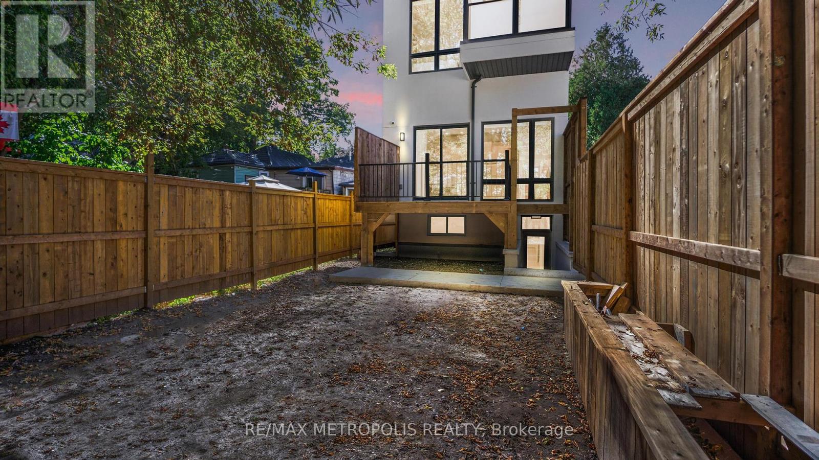 39 Kenworthy Avenue, Toronto, Ontario  M1L 3B1 - Photo 49 - E12451737