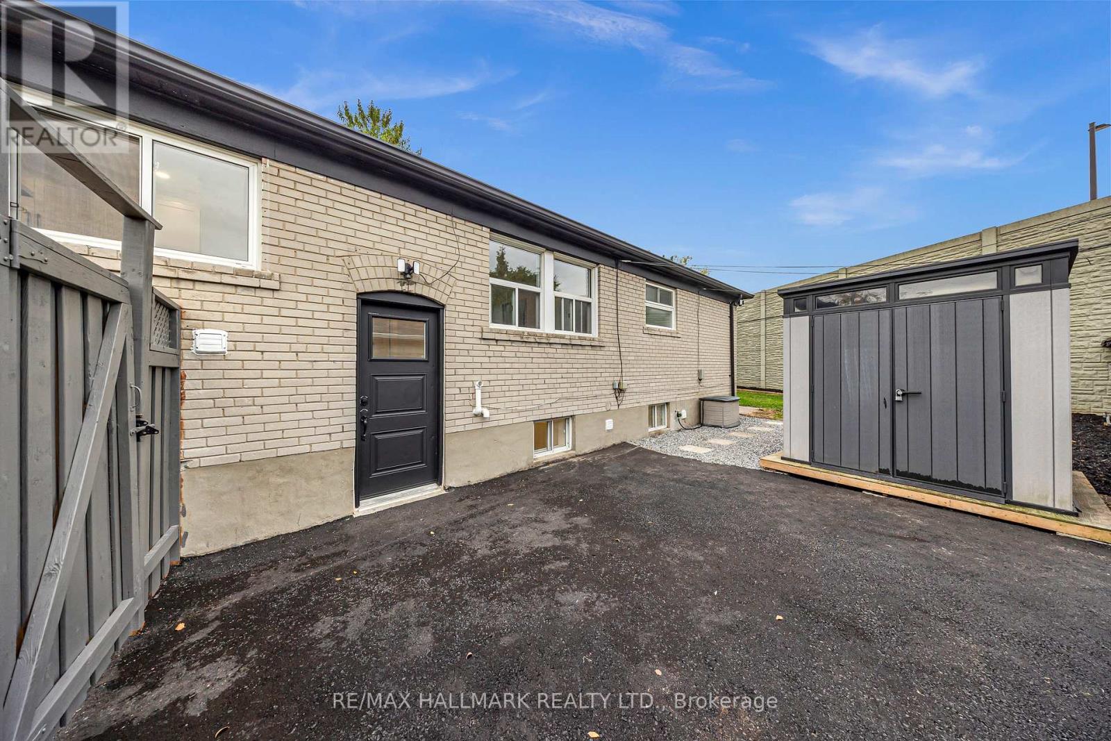 28 Huddleston Court, Toronto, Ontario  M1L 4L2 - Photo 3 - E12451780