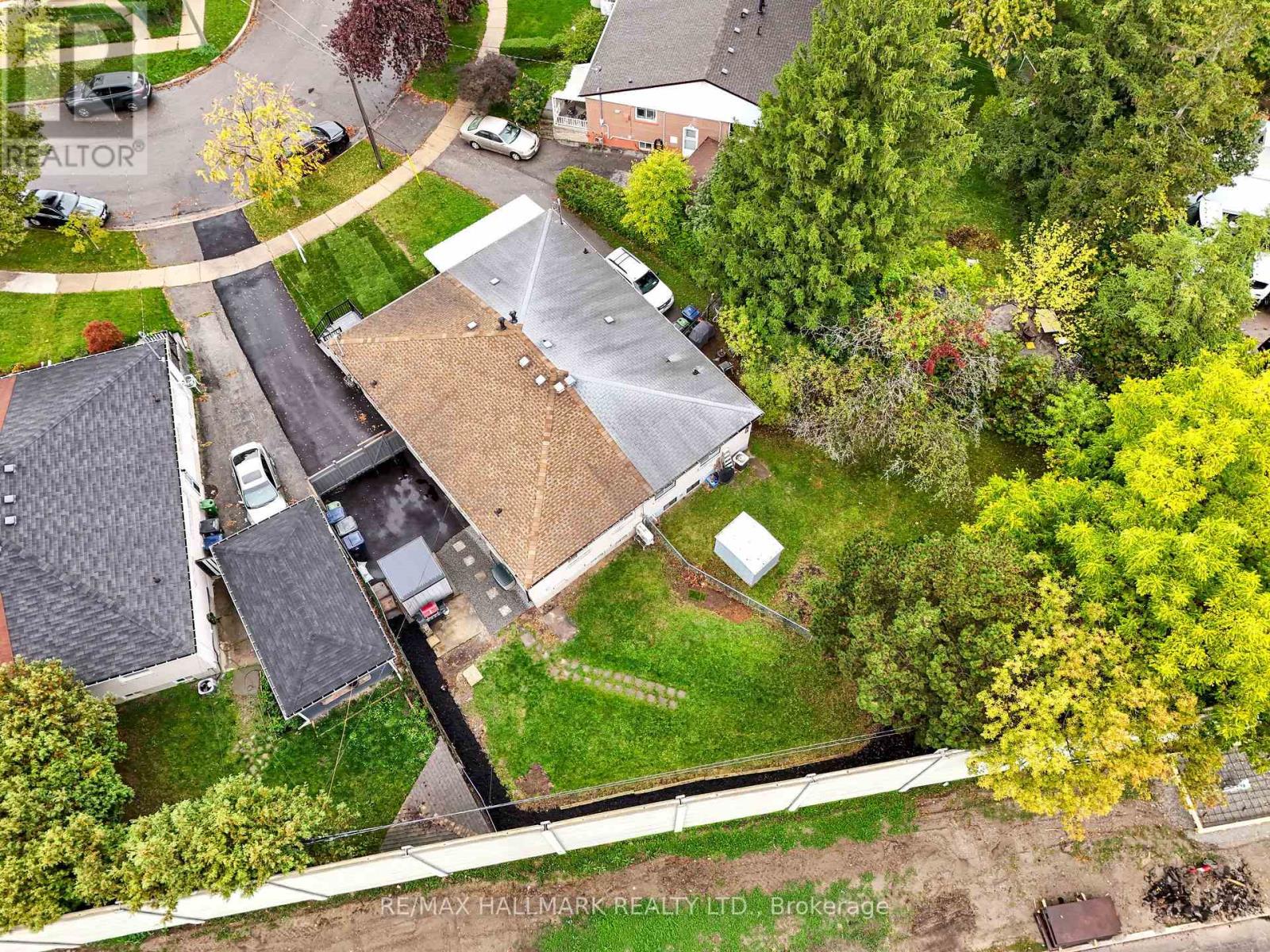 28 Huddleston Court, Toronto, Ontario  M1L 4L2 - Photo 35 - E12451780