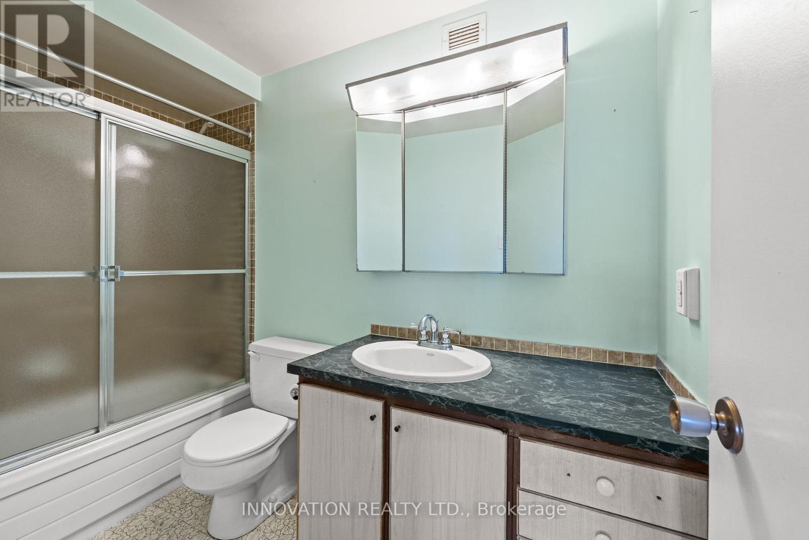 1905 - 1171 Ambleside Drive, Ottawa, Ontario  K2B 8E1 - Photo 17 - X12451928