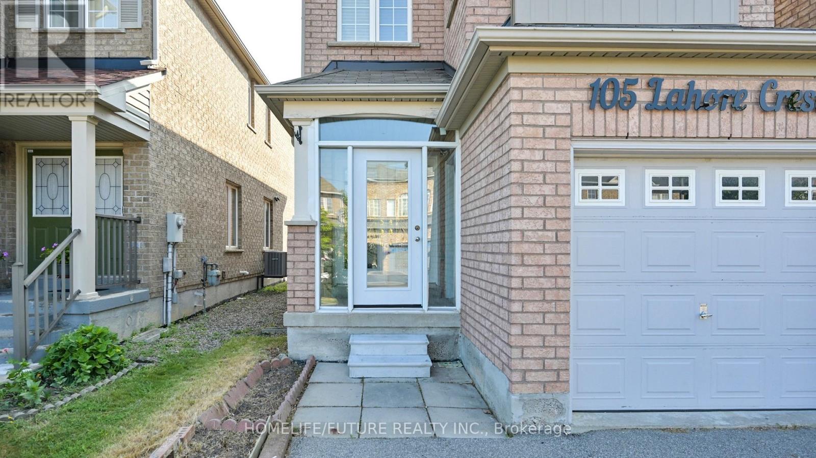 105 Lahore Crescent, Markham, Ontario  L3S 0A7 - Photo 4 - N12451735
